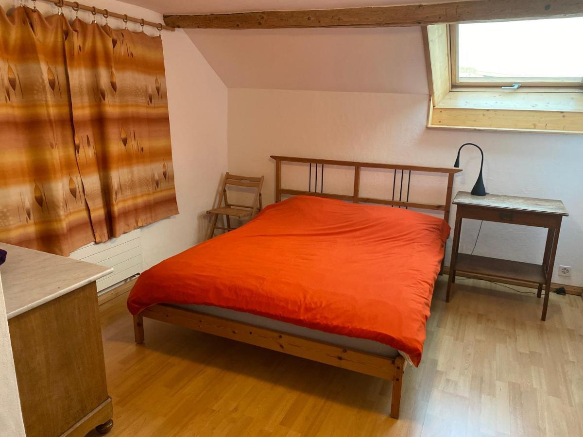 A La Maladiere Apartment Neuenburg