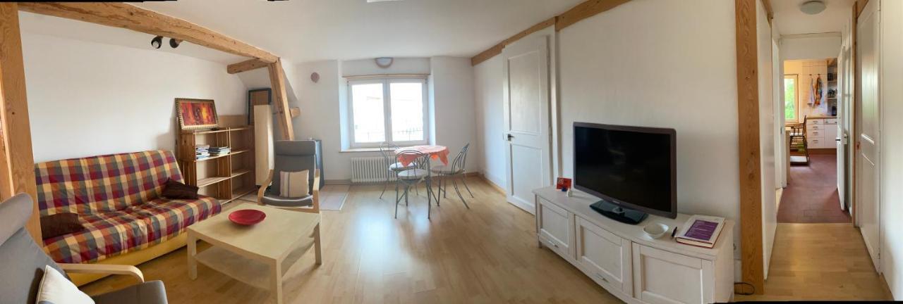 Apartment A La Maladiere